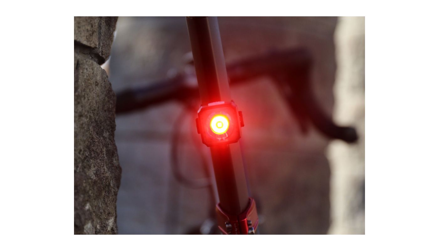 Zad. blikačka Cateye TL-LD830 nano 60 - 3