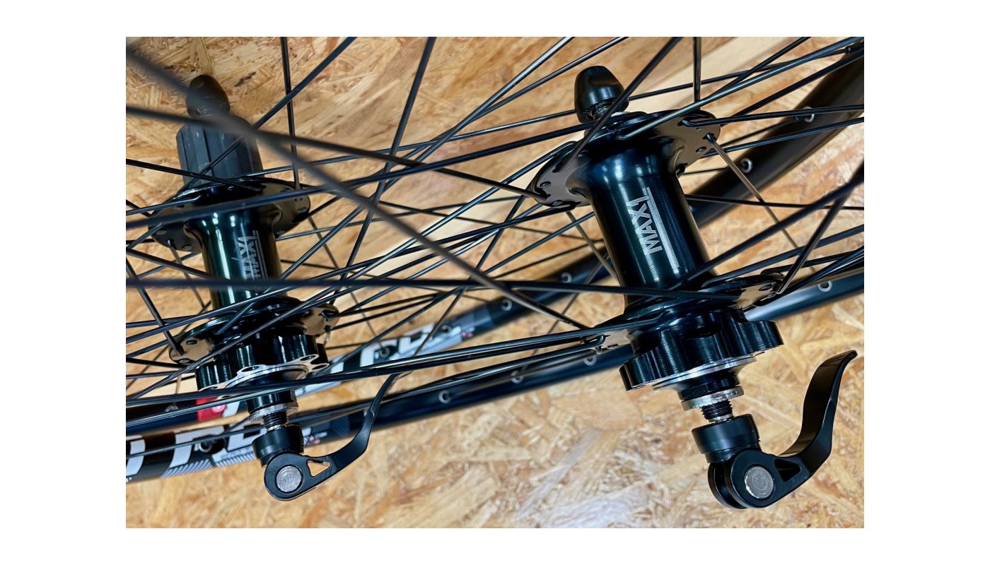 Zapletená kola Mach1 / Max1 27,5" pár  RU - 2