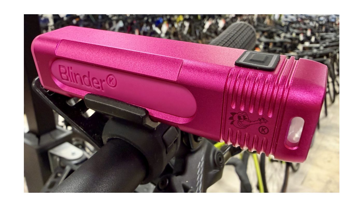 Set přední světlo + zvonek KNOG Blinder PRO 900 + Oi Classic E.F. Limited - 3