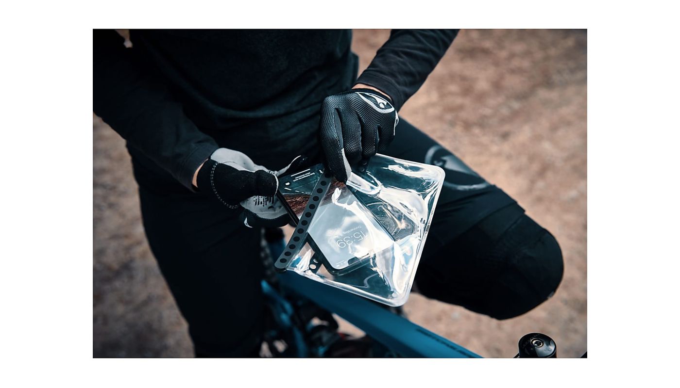 Fidlock VACUUM univerzální pouzdro pro telefon do 6,5" - 3