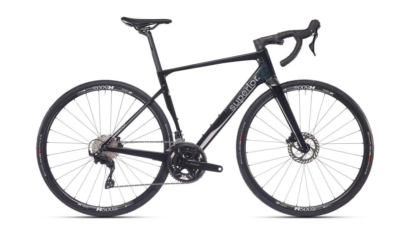 Superior XR 9.3 GF Gloss Emerald Black / Carbon 2026 - 1