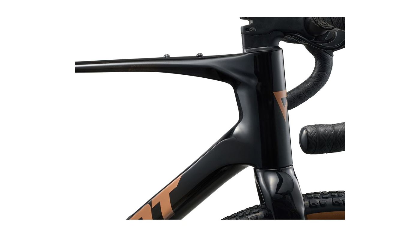 Giant Revolt Advanced 2 Carbon Smoke 2026 - 4