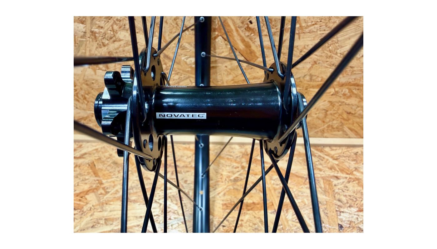 Zapletená kola Mach1/Novatec 29" Boost 15x110 / 12x148 HG pár - 4