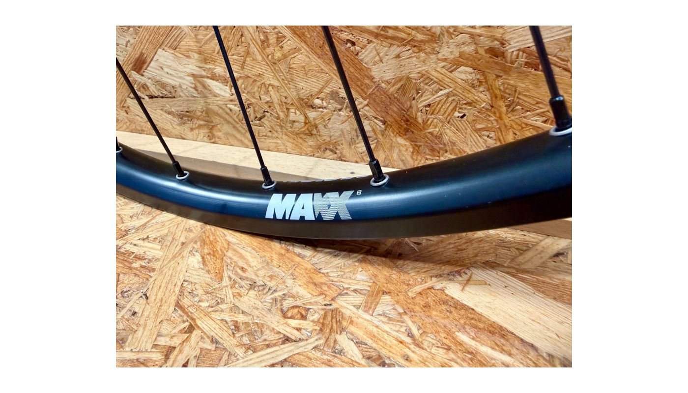 Zapletená kola Mach1/Novatec 29" Boost 15x110 / 12x148 HG pár - 8