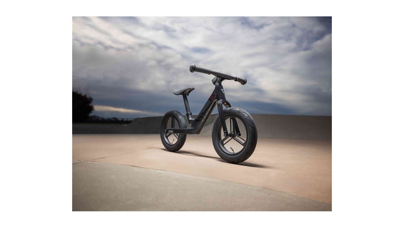 Odrážedlo Giant PRE RCARBON PUSH BIKE - 10