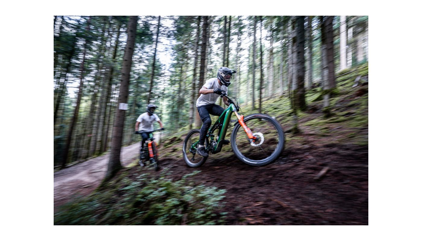 MOUSTACHE Samedi 29 Game 160.9 RACE LTD - M + Upgrade - 10