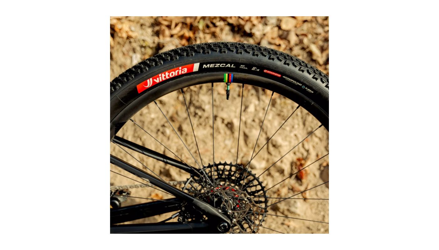 Plášť Vittoria Mezcal III 29x2.25 XC Trail Full Black G2.0 - 3