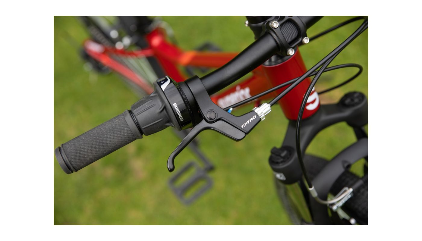 Superior RACER 24 Gloss Racing Red 2026 - 9