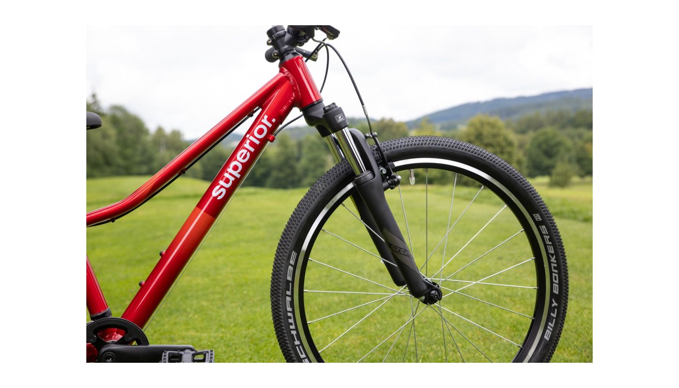 Superior RACER 24 Gloss Racing Red 2026 - 10