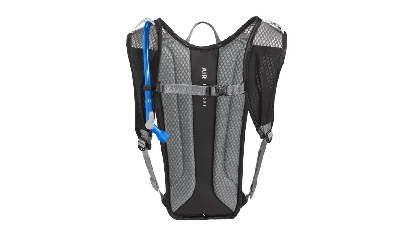 Batoh CAMELBAK Rogue Light 7 Black - 7