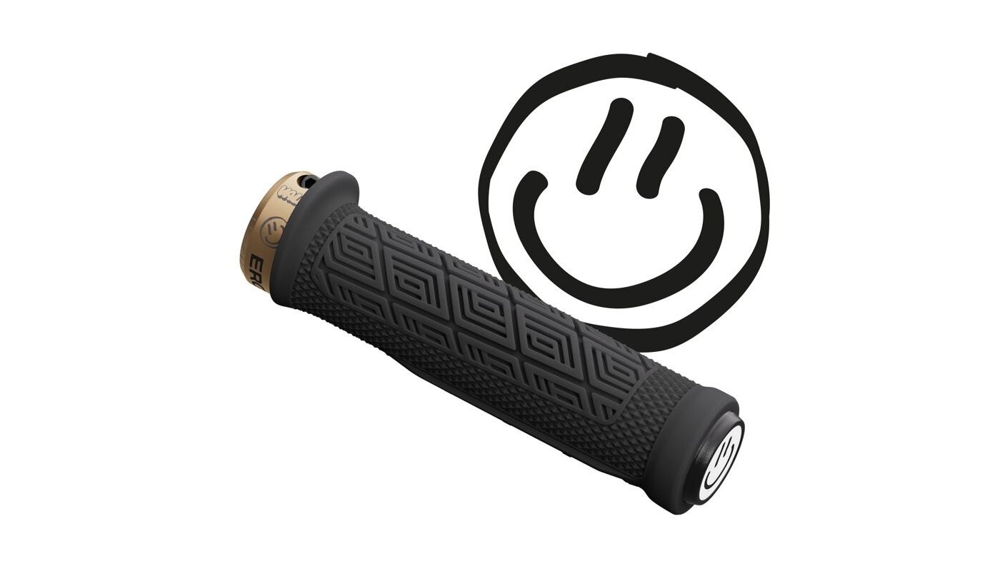 Gripy Ergon GDH Team Vali Höll Edition černá - 1