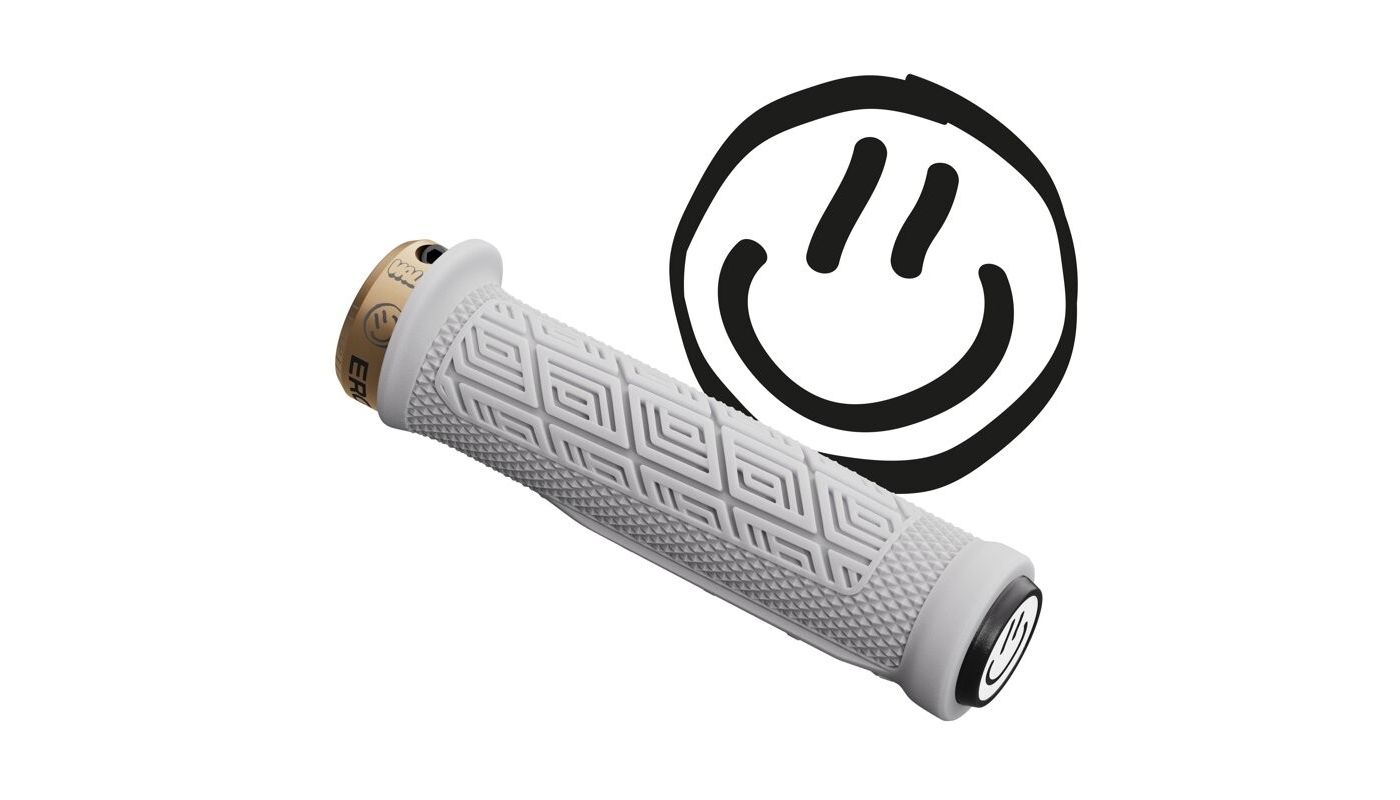 Gripy Ergon GDH Team Vali Höll Edition bílá - 1