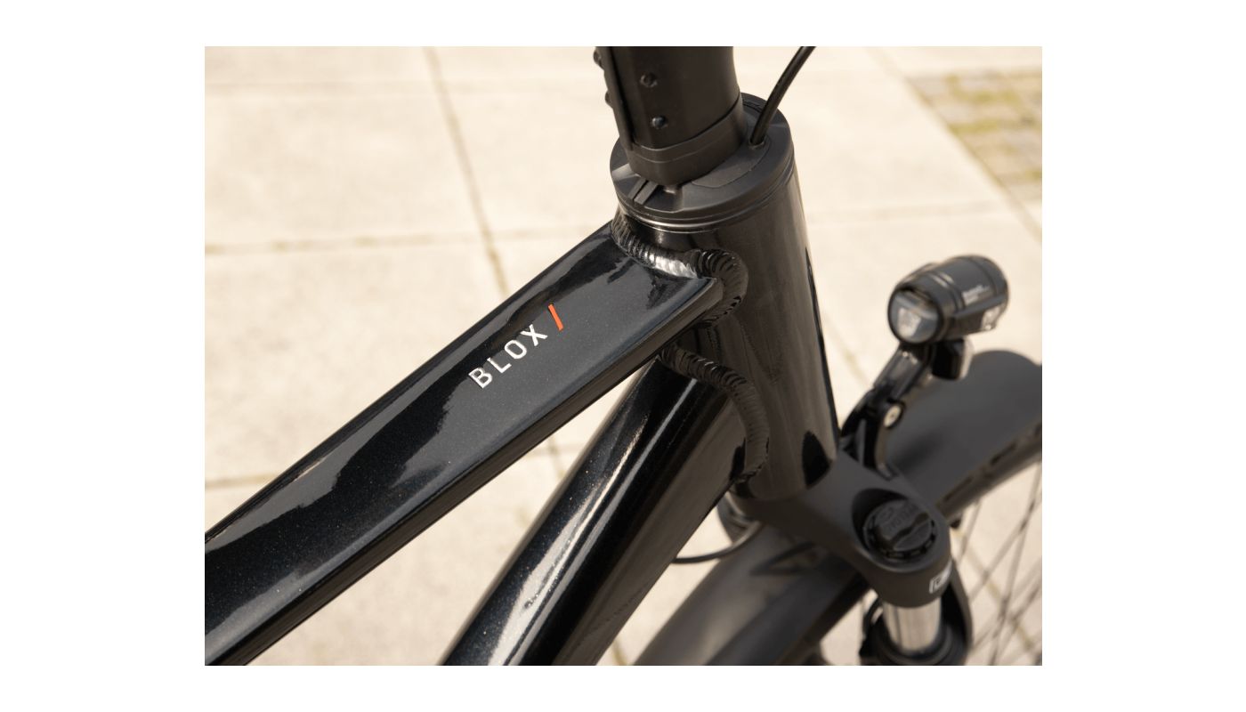 Superior BLOX 6.7 T Gloss Metallic Black 2026 - 9