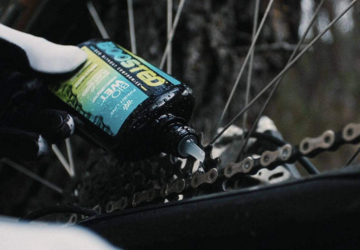 Mazivo Finish Line Boosted Bio Wet 4oz/120ml kapátko - 2
