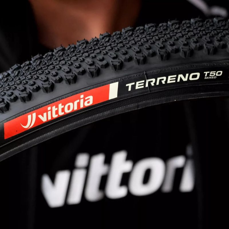 Plášť Vittoria Terreno T50 Mixed 40-622 Gravel Sport Rigid full black - 3