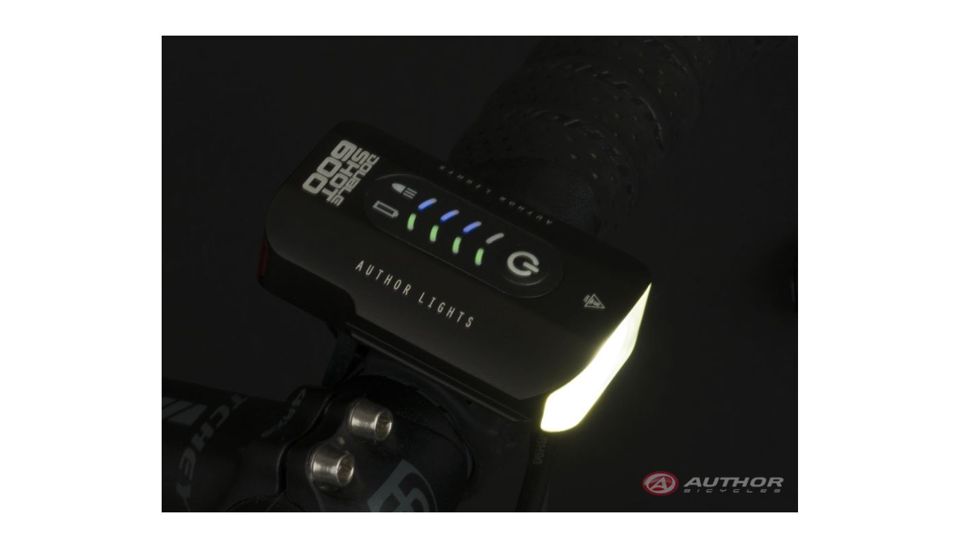 Světlo př. DoubleShot 600 lm USB Alloy - černá - 2