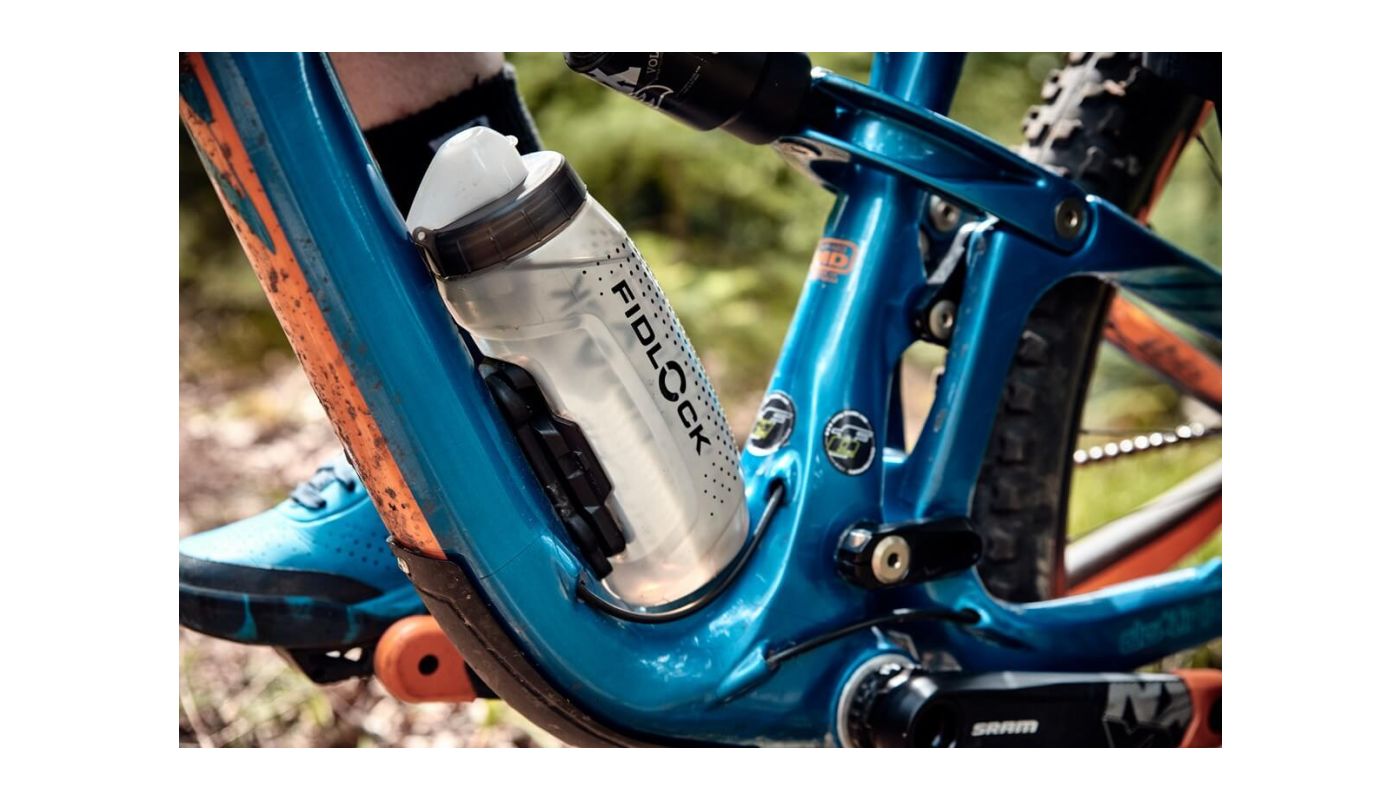 Cyklistická láhev Fidlock Twist set - Černá 590ml - 4