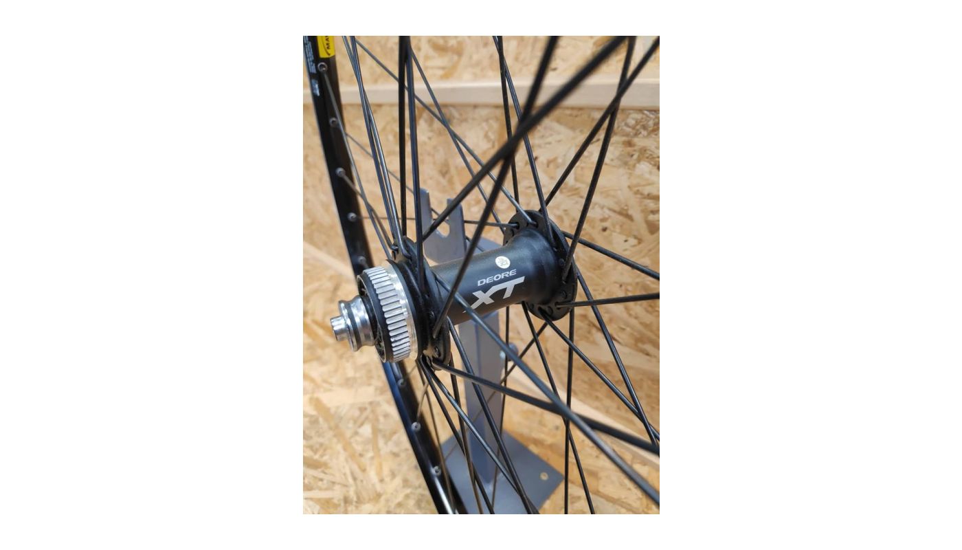 Zapletené kolo Mavic/Shimano XT 26" přední - 2