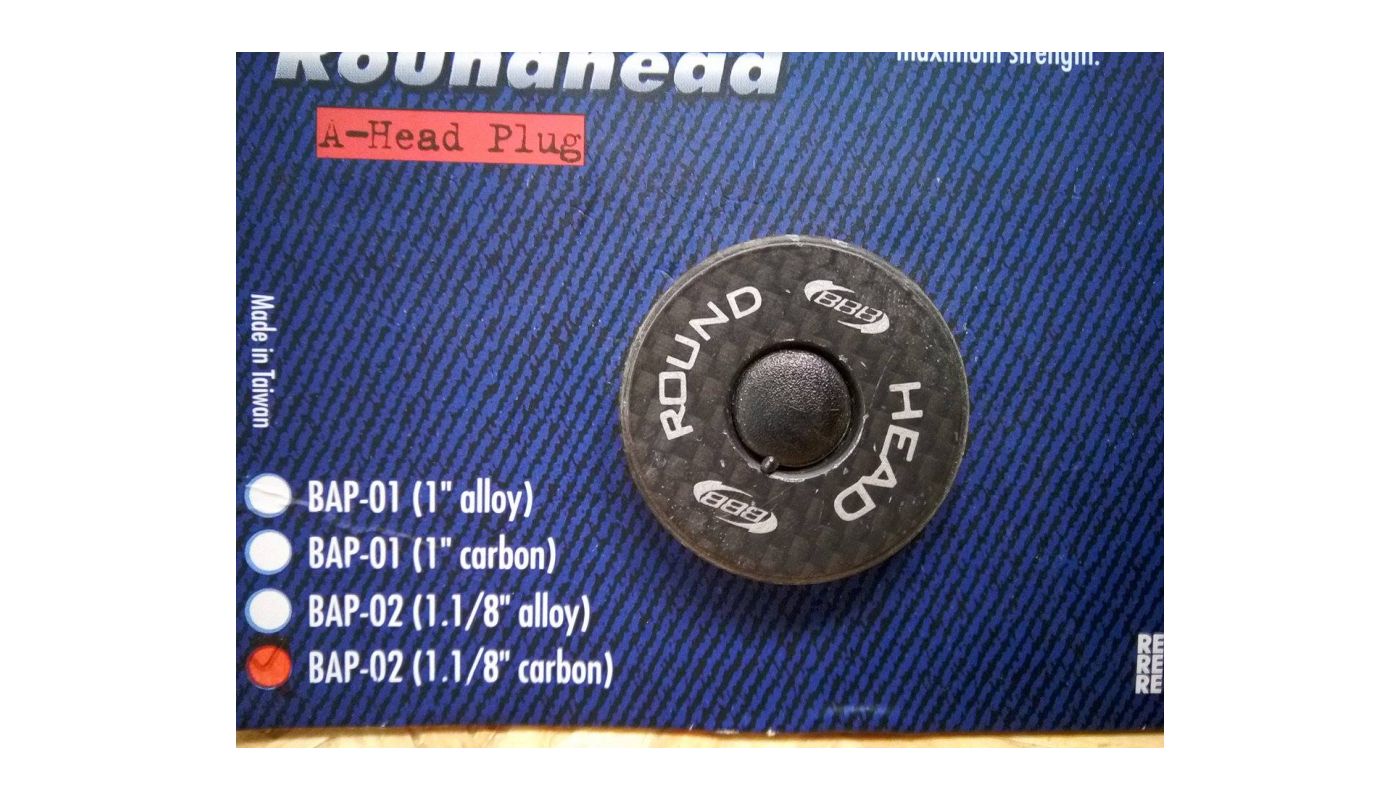 Zátka BBB - BAP-02 Roundheat Carbon mat. - 1 Zátka BBB - BAP-02 Roundheat Carbon mat. - 1